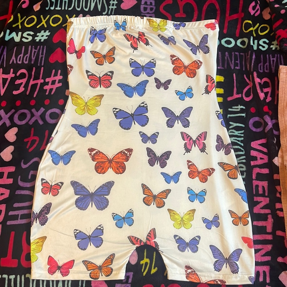 Beautiful butterfly romper 🦋🦋